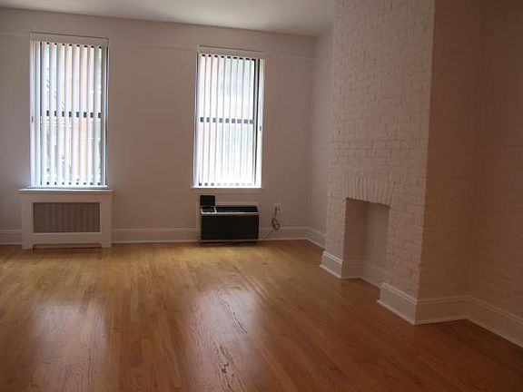 4th image of 421 W 56th St APT 2A