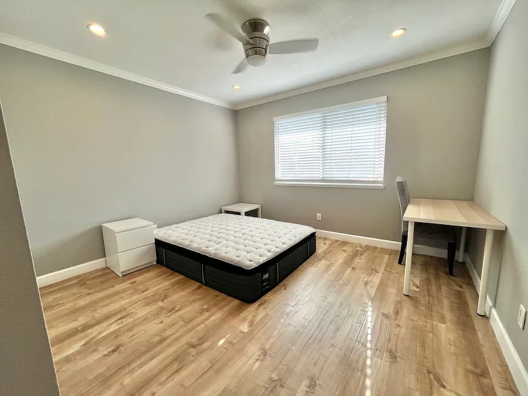 2139 Canary Ct #4 — Photo 7