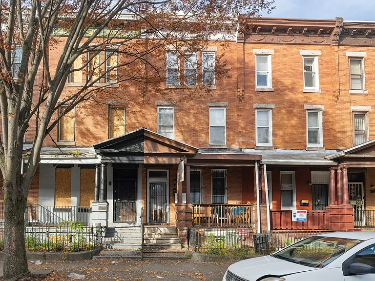 2252 N Park Ave #1 — Photo 17