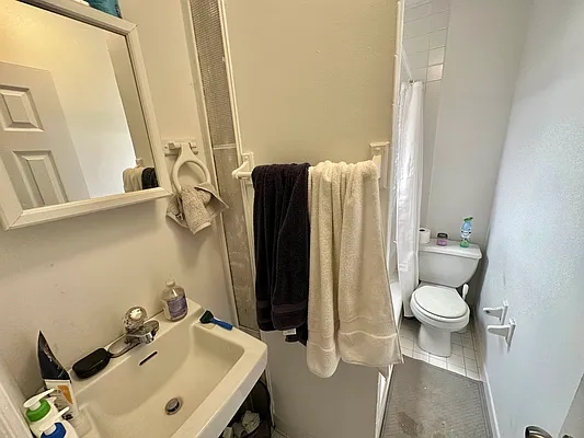 Rented by J PRESTON AND ASSOCIATES INC | media 16