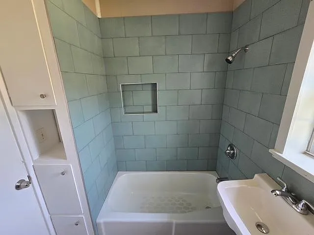 2514 Buchanan St — Photo 10