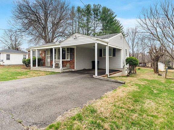 5th image of 107 Phillips Cir