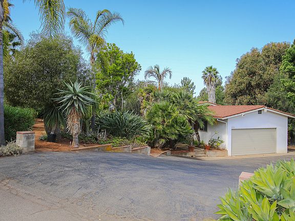 2nd image of 2076 Warmlands Ave