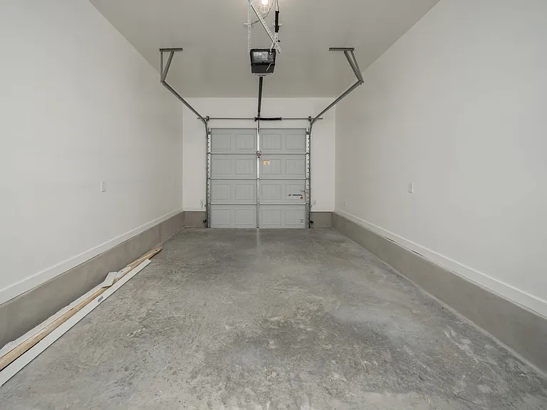 8434 Adelaide Dr — Photo 58