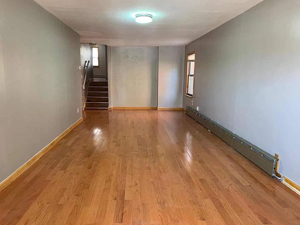 1st image of 1274 E 69th St Floor 1