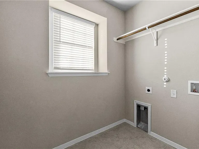 124 Fabion St — Photo 10