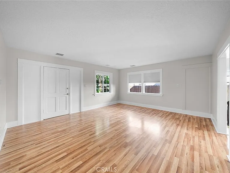 1244 N Las Palmas Ave #1244 — Photo 6
