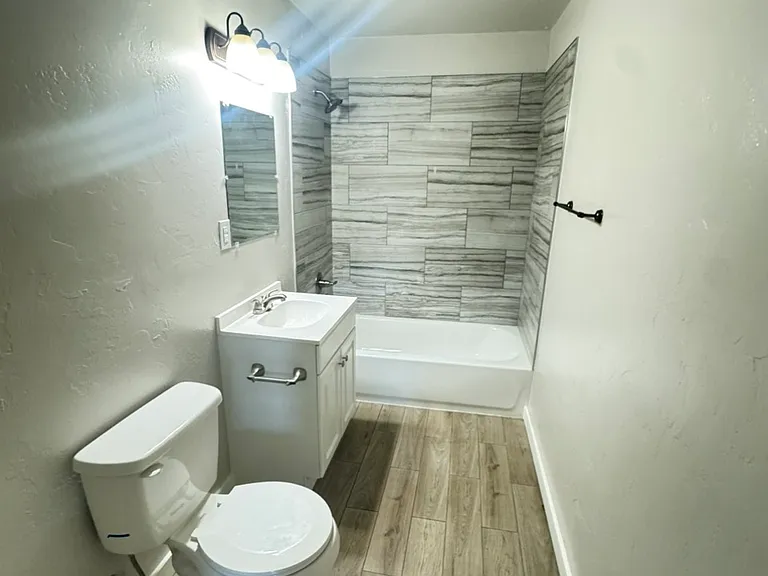 1615 N Ellison Ave #4 — Photo 13
