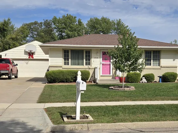 1218 W Ryons St, Lincoln, NE 68522