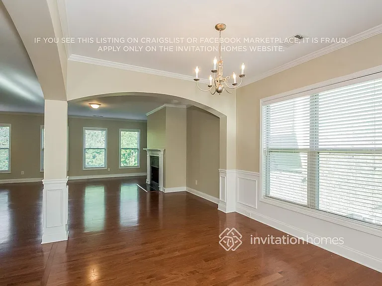 3602 Huddlestone Ln — Photo 4