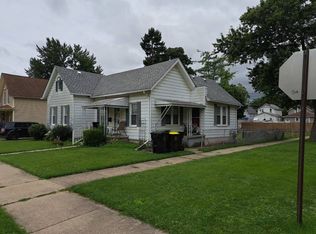 2504 3rd St, Trenton, MI 48183