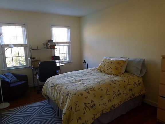 4th image of 4106 Century Ct #Townhouse
