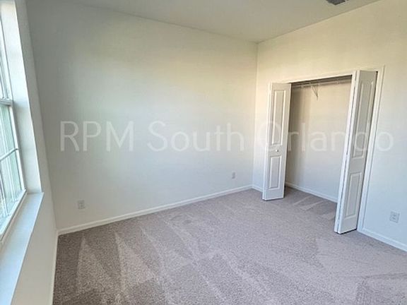5th image of 3810 Knotty Pine St