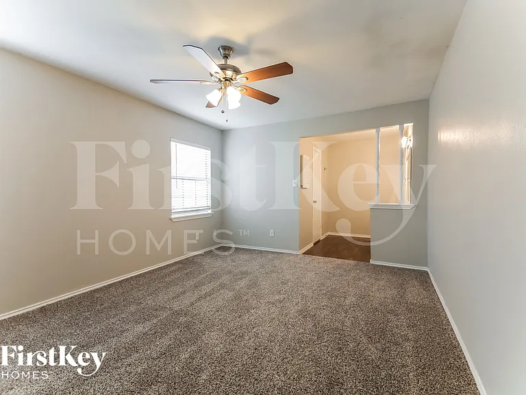 4412 Hale St — Photo 10