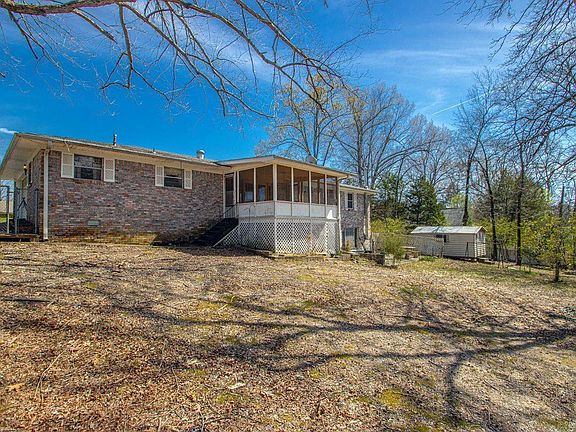 5th image of 15602 Oakcrest Ln