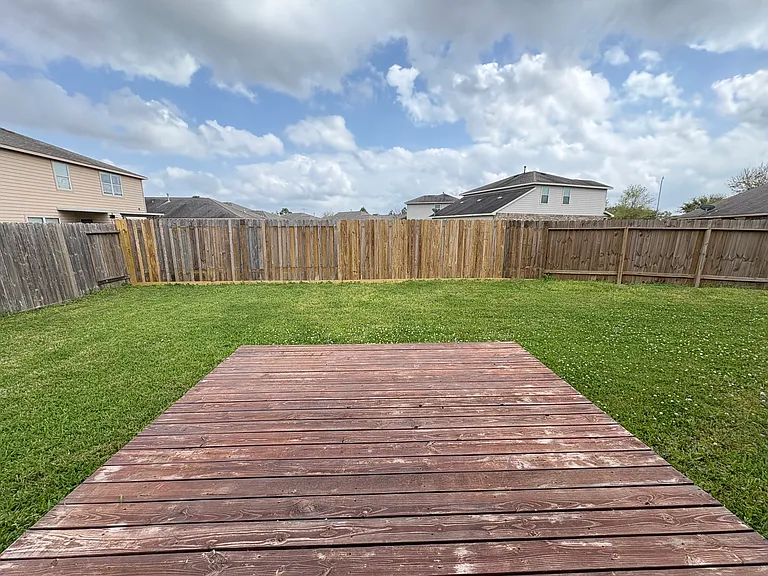 9807 Opal Rock Dr — Photo 10