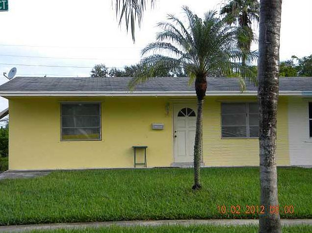 1st image of 9473 SW 52nd Ct