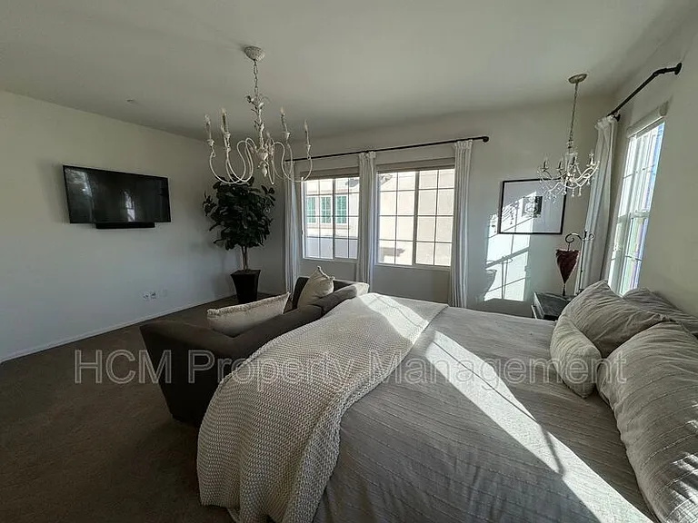 33 Maduro St — Photo 20