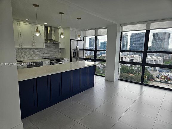 3rd image of 600 NE 36th St APT 2023