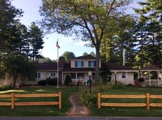 12 Ernest St, Webster, MA 01570