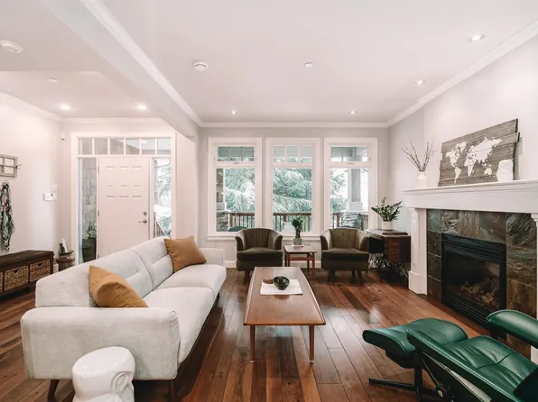 1845 Harbour St, Pt Coquitlam, BC V3C 1A4