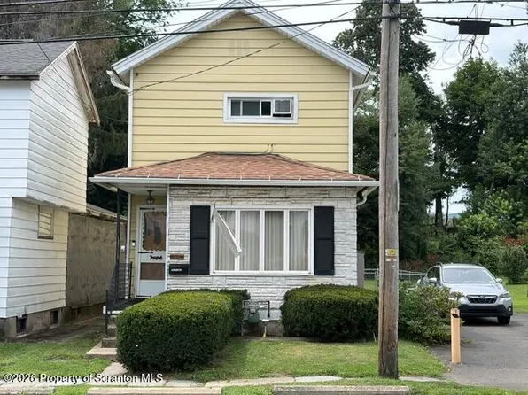 334 Railroad Ave, Scranton, PA 18505