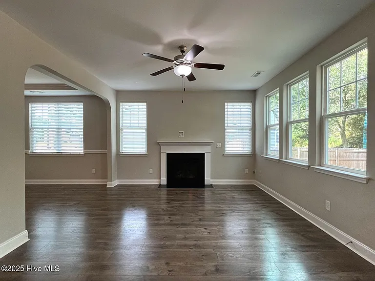188 Sandy Springs Rd — Photo 9