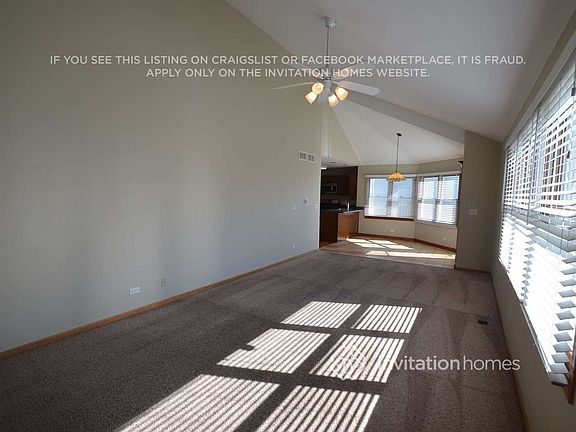 3rd image of 4820 Goodhue Ln