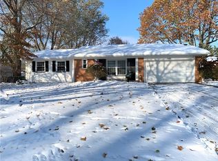 549 Fox Meadow Rd, Rochester, NY 14626