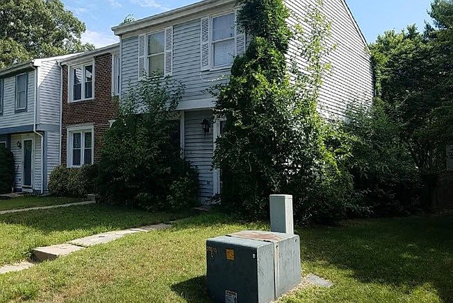 2nd image of 7921 Sutherland Ct