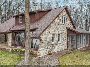 N9237 County Rd N, APPLETON, WI 54915