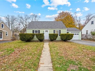 396 Elm St, Warwick, RI, 02888