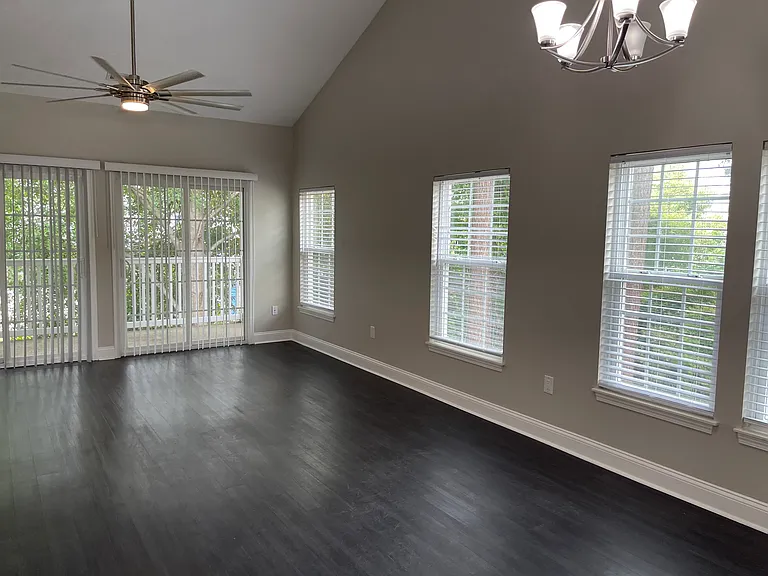 5026 Belleglen Ct #202 — Photo 12