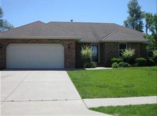 3808 W Village Ter, Springfield, MO 65810