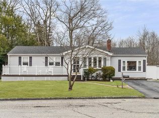 80 Walker Rd, Warwick, RI 02889