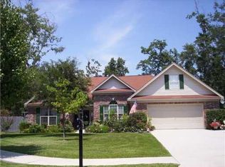 4 Jasper Green Ln, Savannah, GA 31410