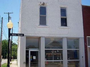 8182 E Main St, Dugger, IN 47848