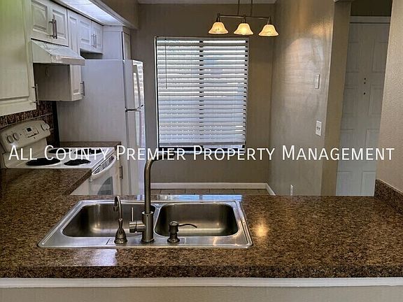 2nd image of 2825 Waxy Willow Ln