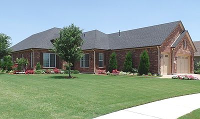 2nd image of 8928 Crestview Dr