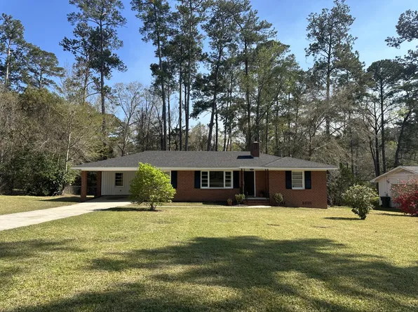 114 Brookwood Dr, Thomasville, GA 31792