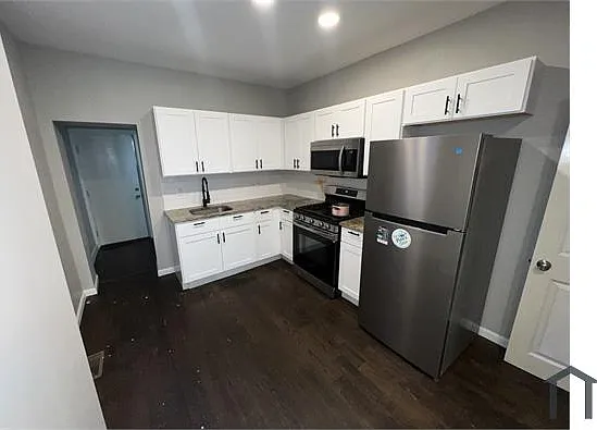 1446 N Edgewood St — Photo 25
