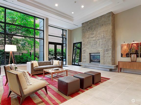 4th image of 1420 Terry Avenue #1605