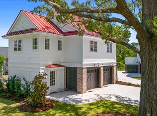 90 Farmfield Ave, Charleston, SC 29407