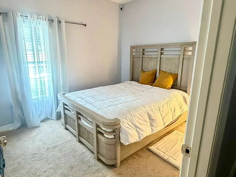 2118 Congress Ln — Photo 14