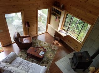 2423 Mining Town Rd, Mountain City, TN 37683