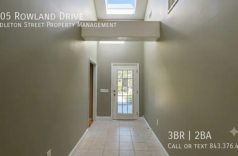 1305 Rowland Dr — Photo 5