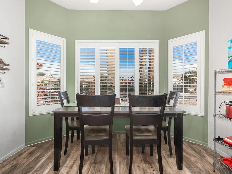 16215 W Desert Winds Dr — Photo 9