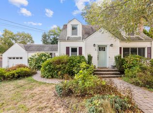 50 Leonard Rd, Hamden, CT 06514