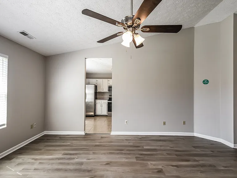 12719 Spurrington Way — Photo 7