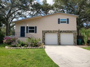 8744 Rue Chateaux Dr, Seminole, FL 33777